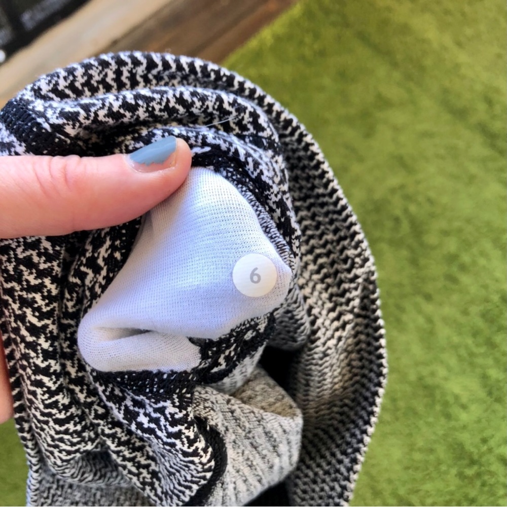Lululemon Wunder Under Pant (Hi-Rise) - Picture 5 of 8